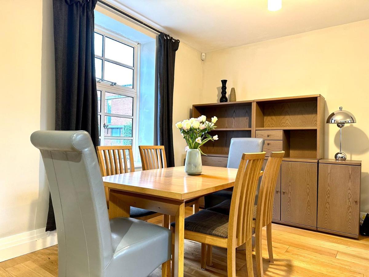 Desirable 2 Bedroom Apartment In Bicester That Sleeps 5 ภายนอก รูปภาพ