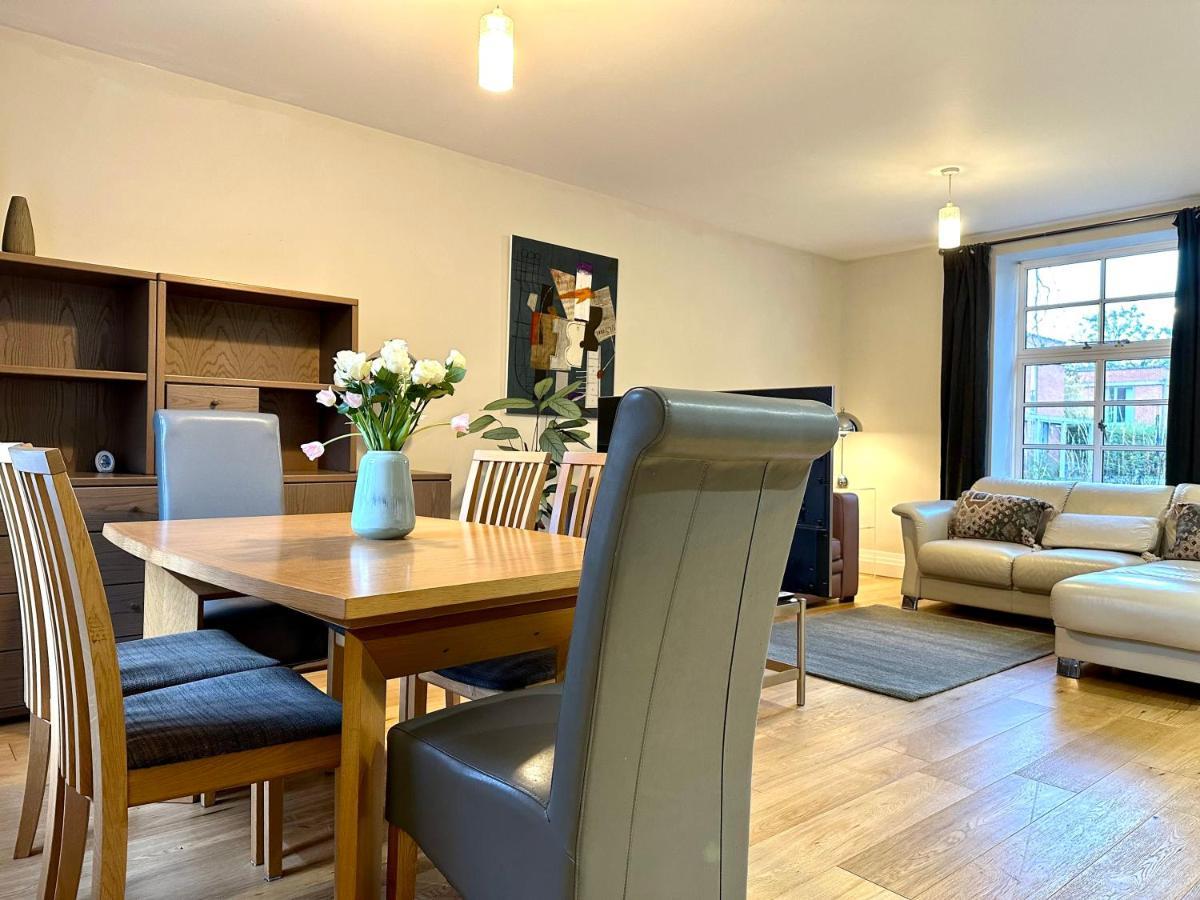 Desirable 2 Bedroom Apartment In Bicester That Sleeps 5 ภายนอก รูปภาพ